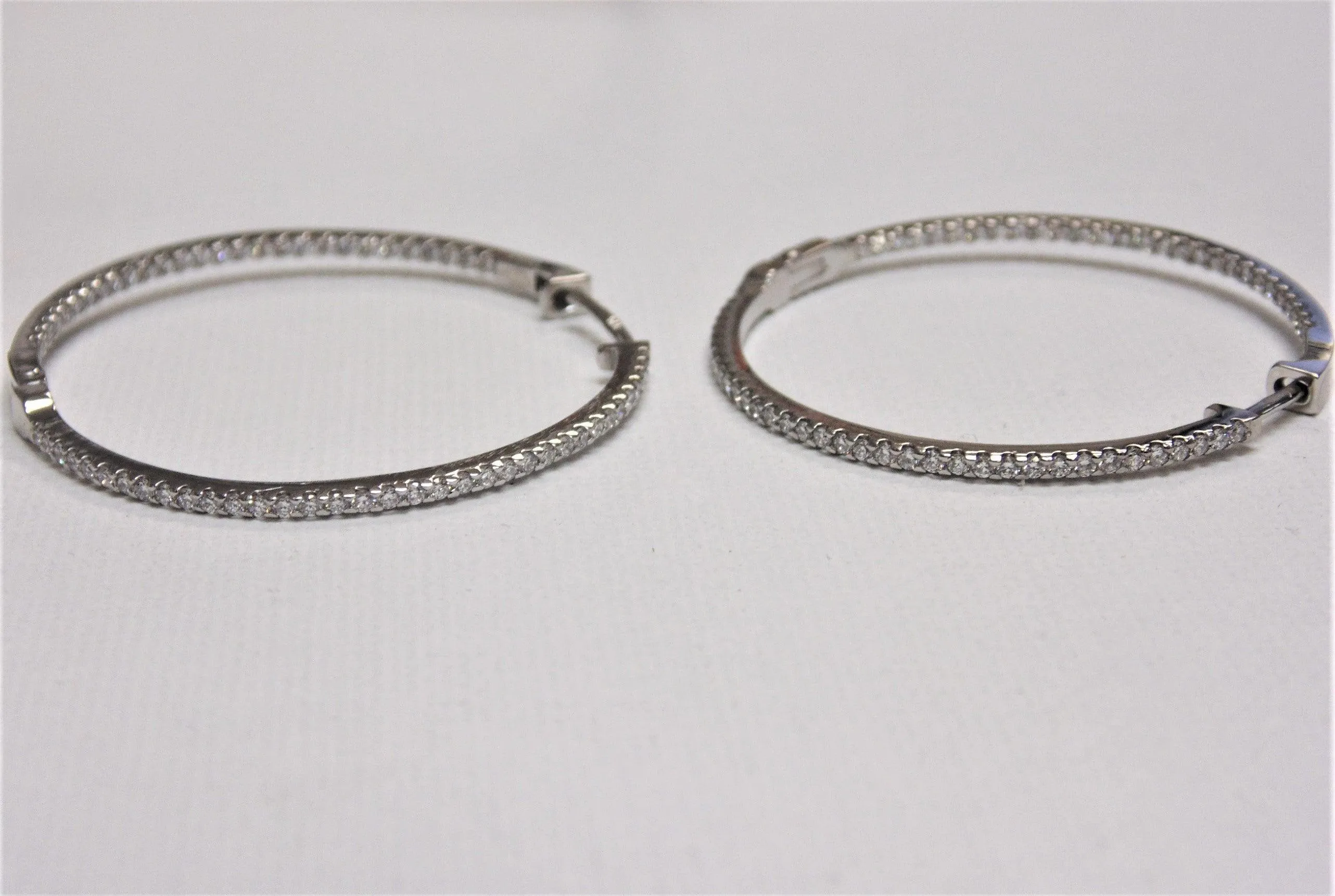 Diamond In and Out Hoop Earrings 0.75 ct.t.w