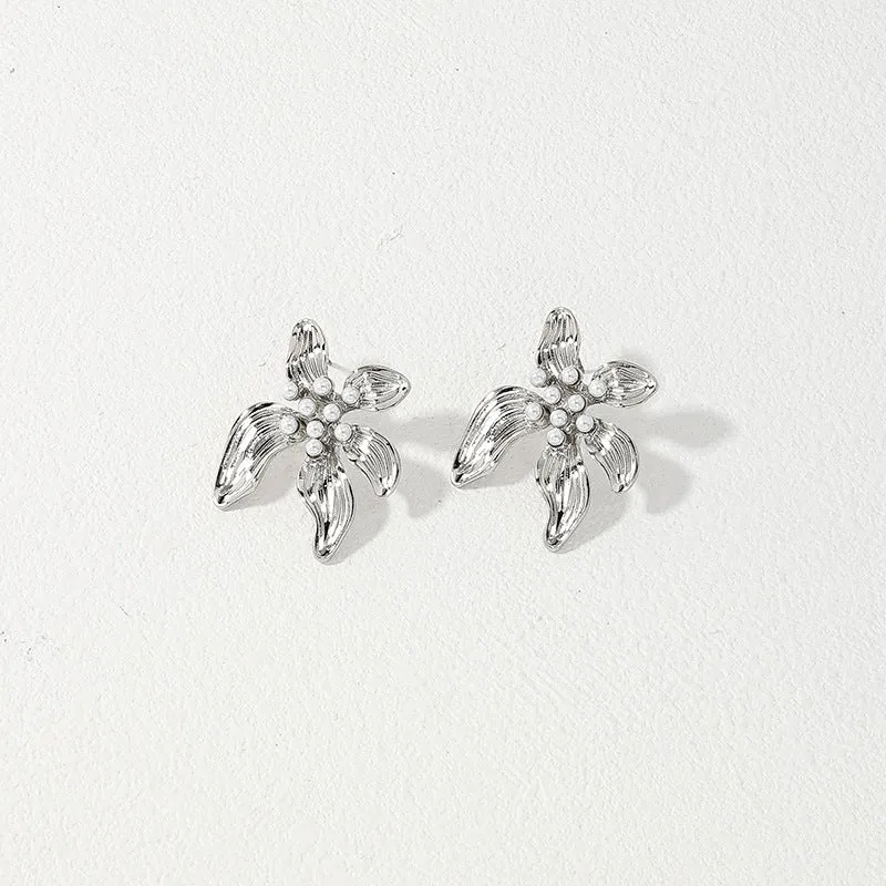 Luxurious Vienna Verve Metal Flower Earrings - Wholesale Women's Jewelry