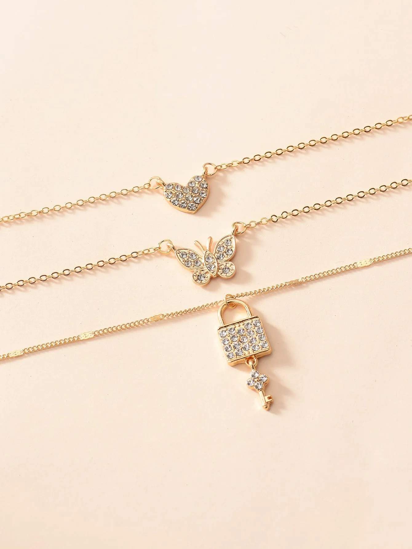 Rhinestone Lock Pendant Layered Necklace