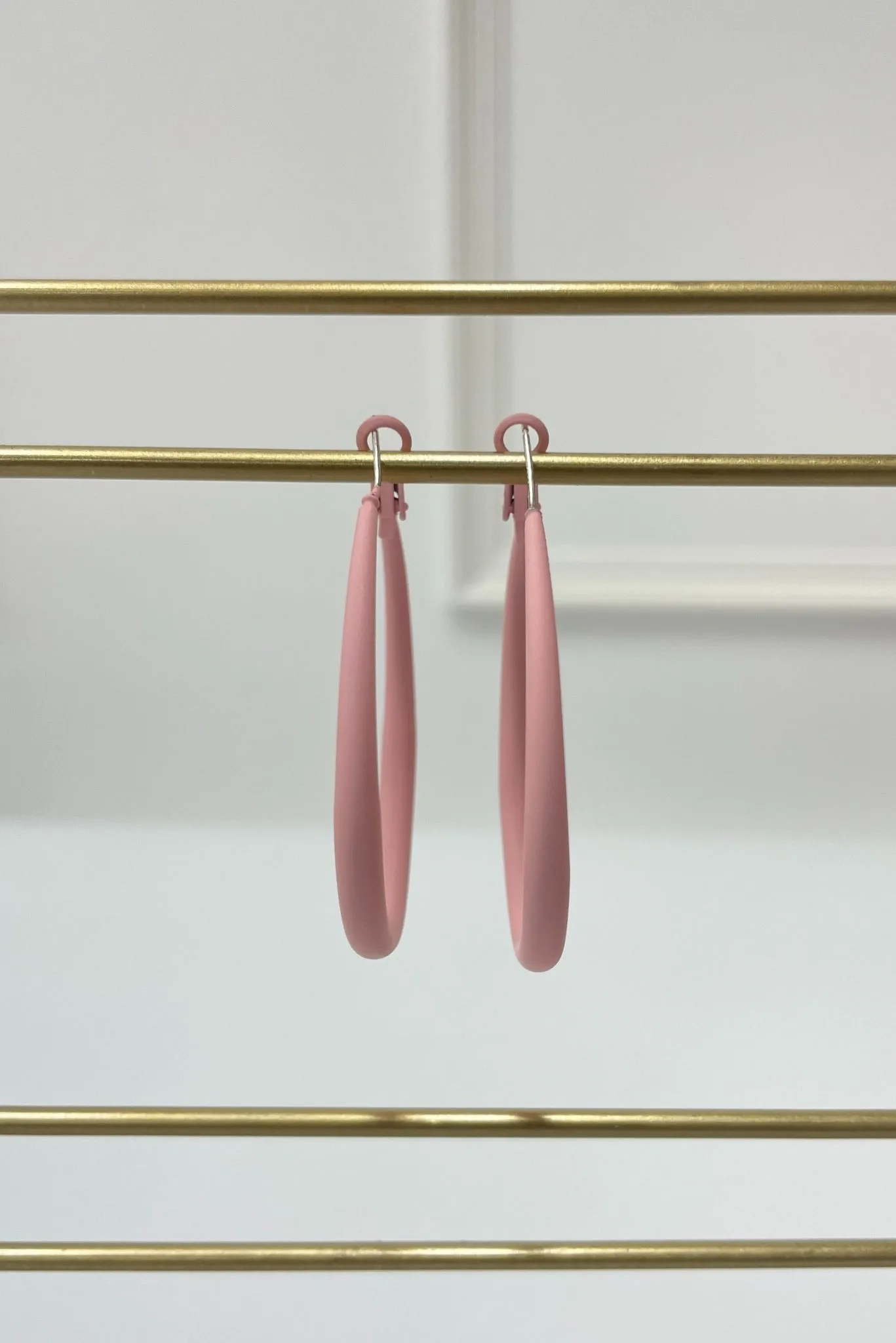 Sweet Pink Hues Hoop Earrings