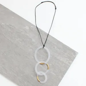 White and Gold Mesh Pendant Necklace